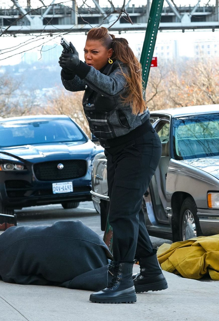 Queen Latifah On The Set Of The Equalizer New York