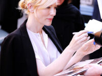 Queencate Cate Blanchett Signing Autographs At