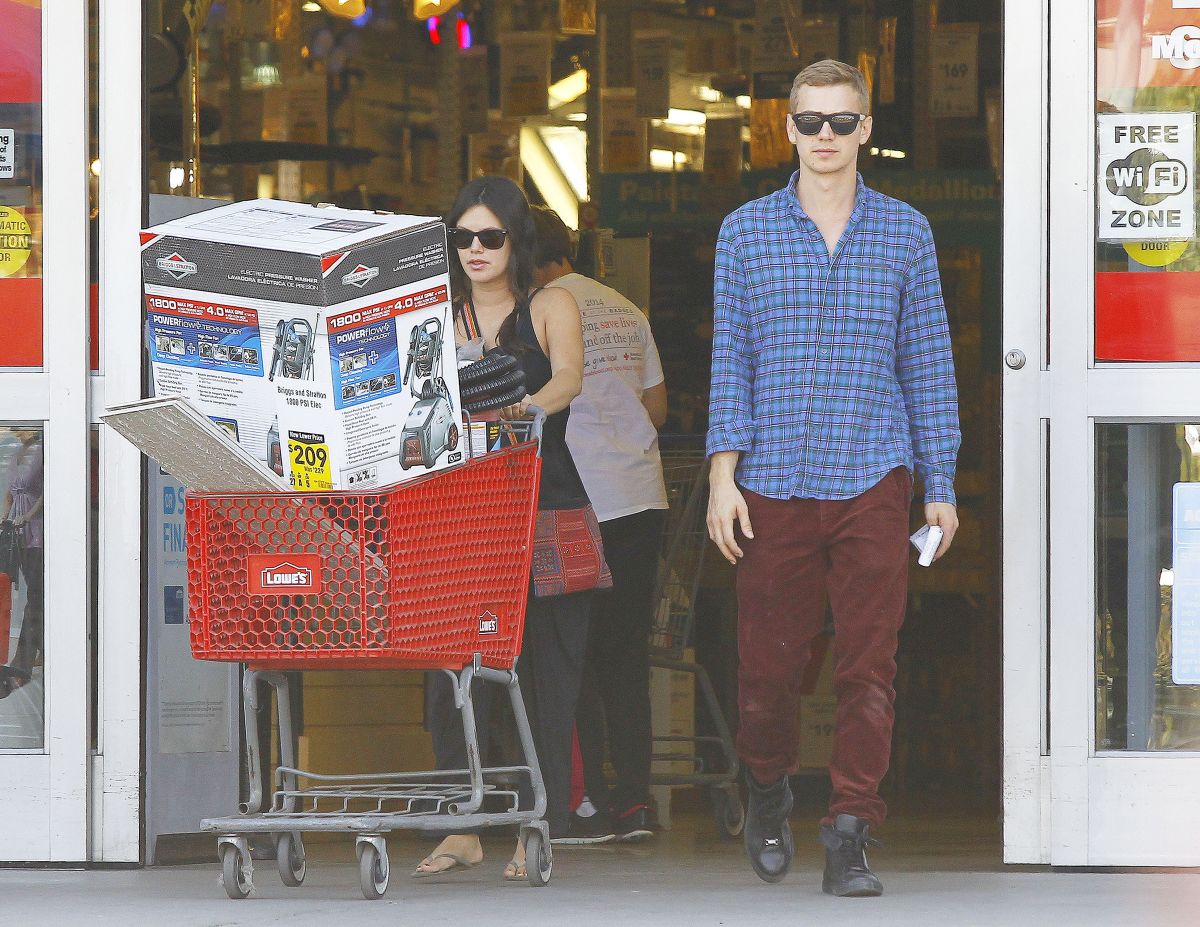 Rachel Bilson Hayden Christensen Out Shopping Los Angeles
