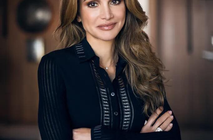 Rania Queen Of Jordan Hot (1 photo)