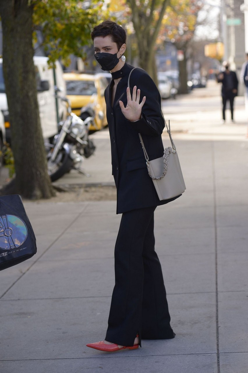 Rebecca Hall Arrives Deadline Film Contenders Event New York