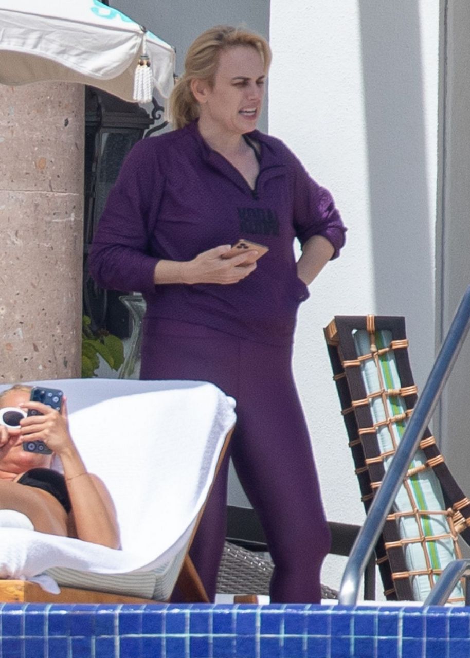Rebel Wilson On Vacation Cabo San Lucas