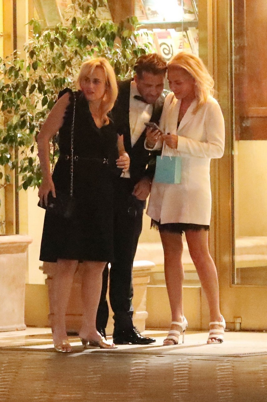 Rebel Wilson Out With Friends Sunset Tower Hotel West Hollywood
