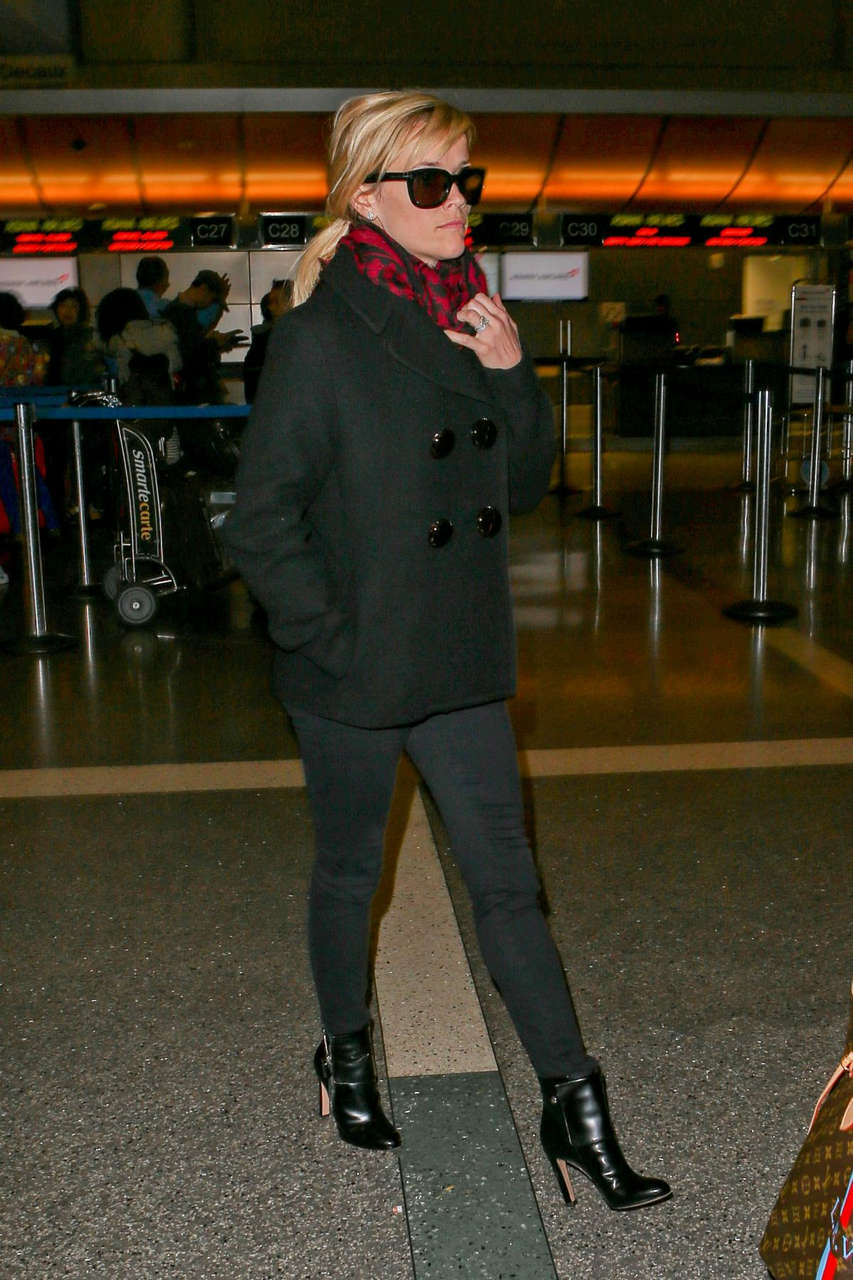 Reese Witherspoon Arrives Lax Airport