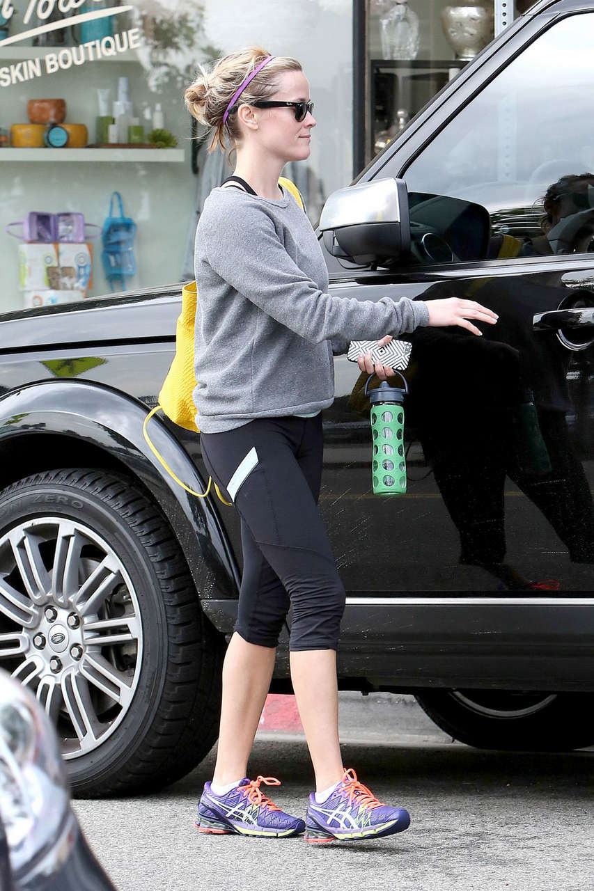 Reese Witherspoon Leaves Gym Brentwood