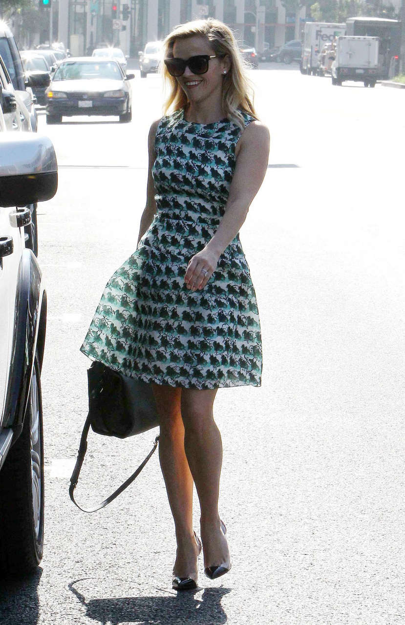 Reese Witherspoon Out Shopping Los Angeles