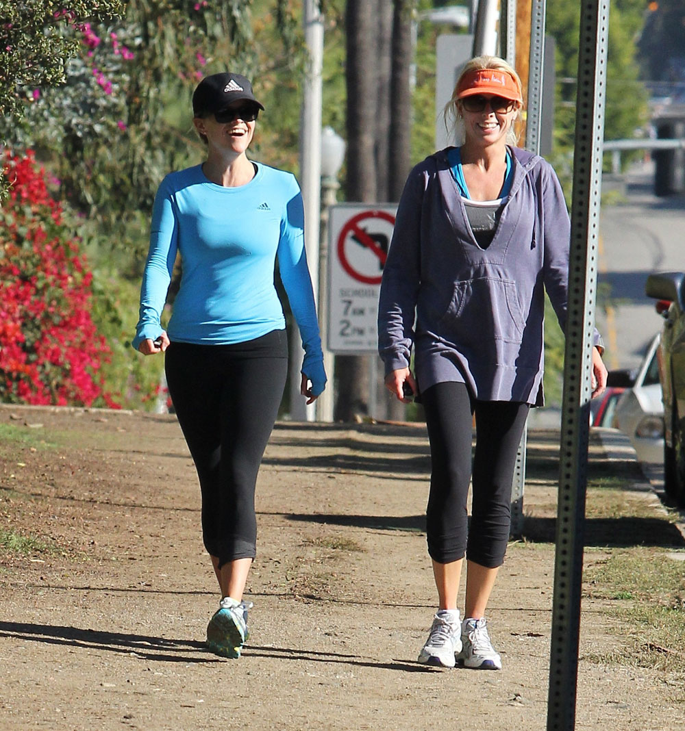 Reese Witherspoon Spandex Working Out Santa Monica