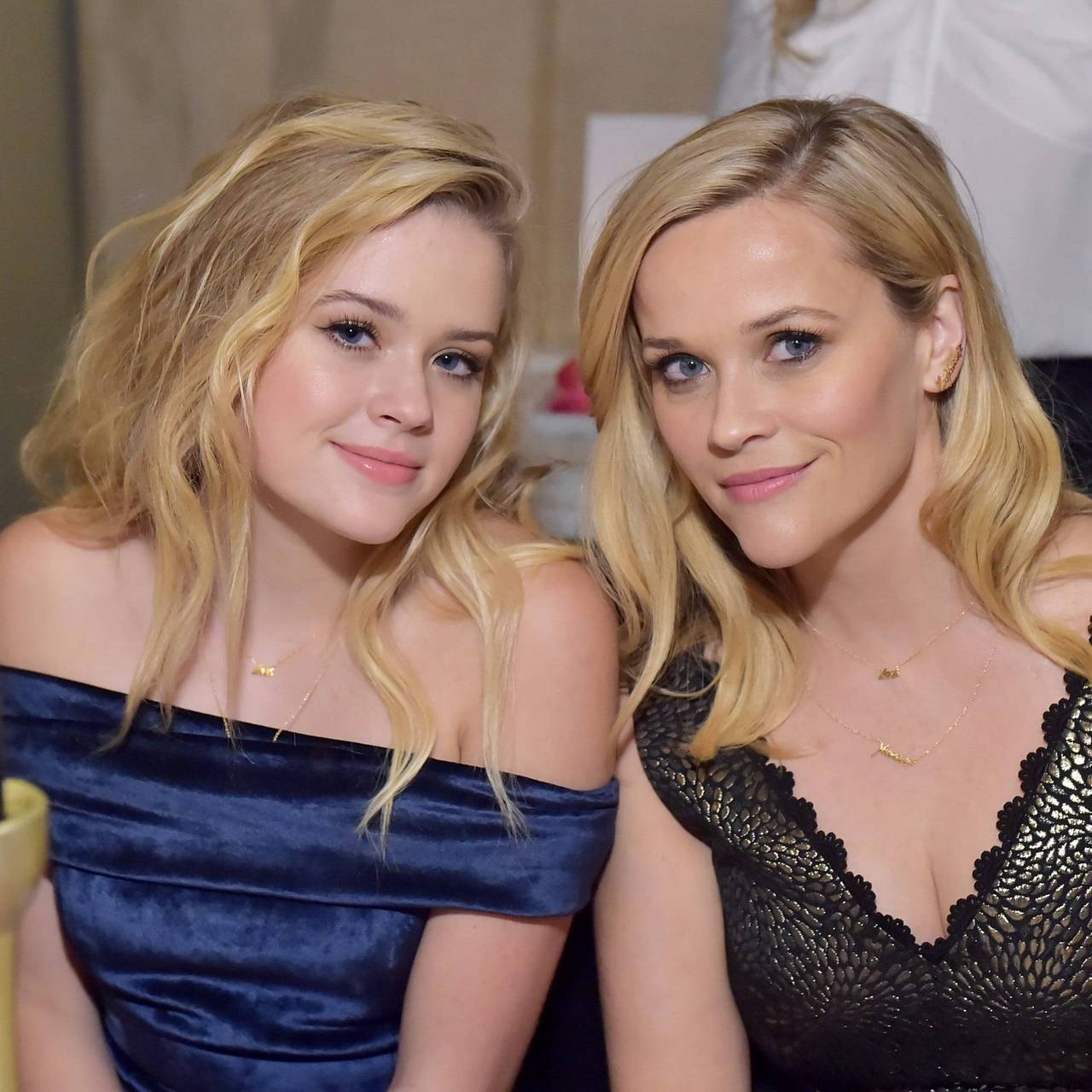 Reese Witherspoon With Her Daughterava Hot