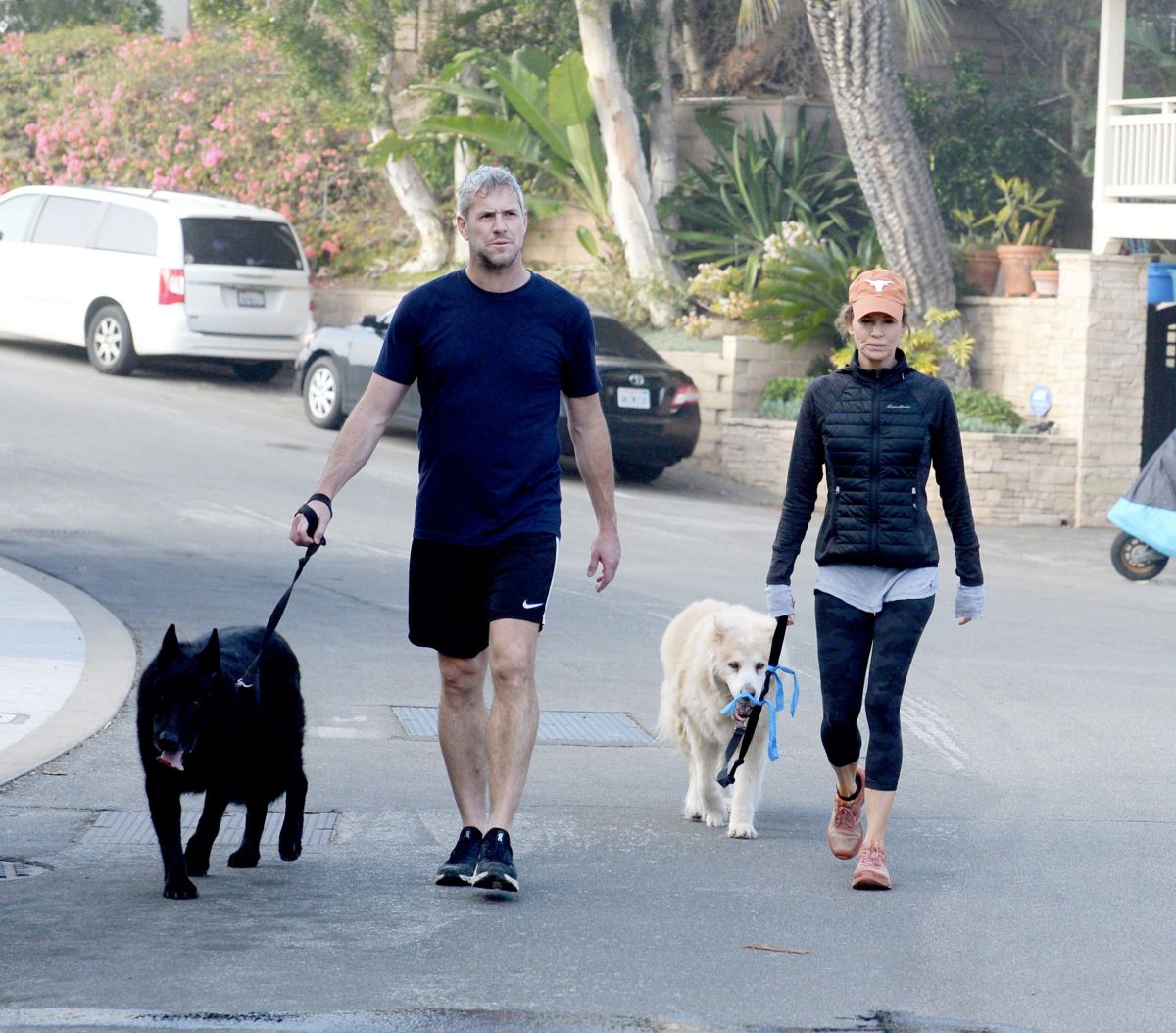 Renee Zellweger And Ant Anstead Out Jogging Laguna Beach