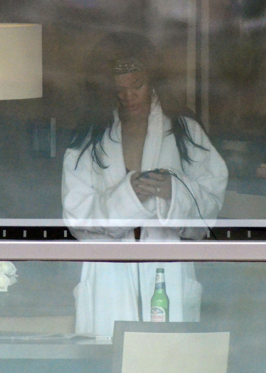 Rihanna Chilling Her Hotel Room Sydney