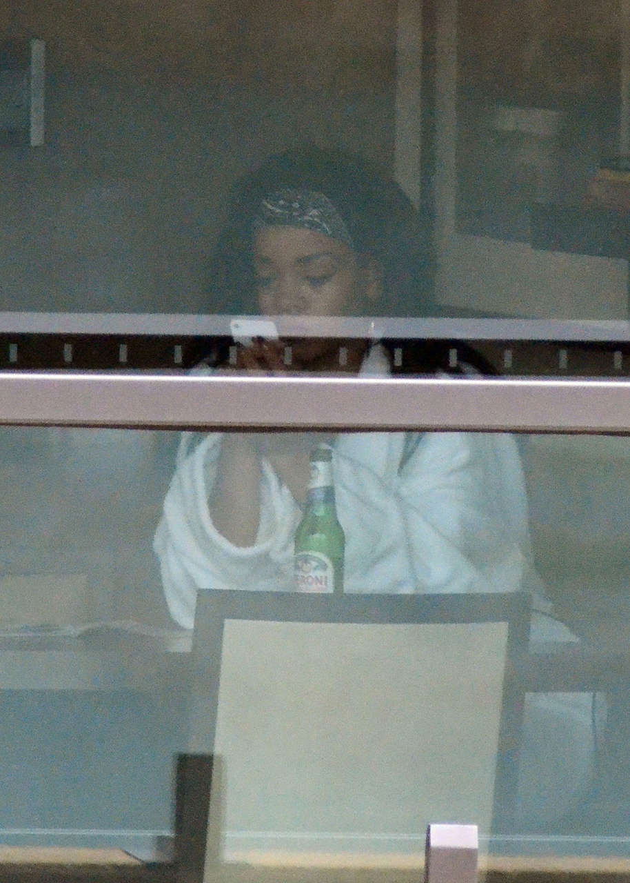 Rihanna Chilling Her Hotel Room Sydney