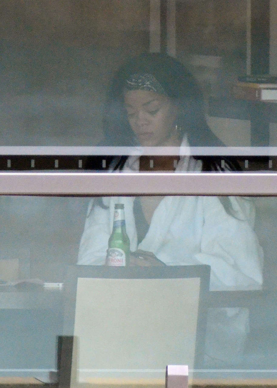 Rihanna Chilling Her Hotel Room Sydney