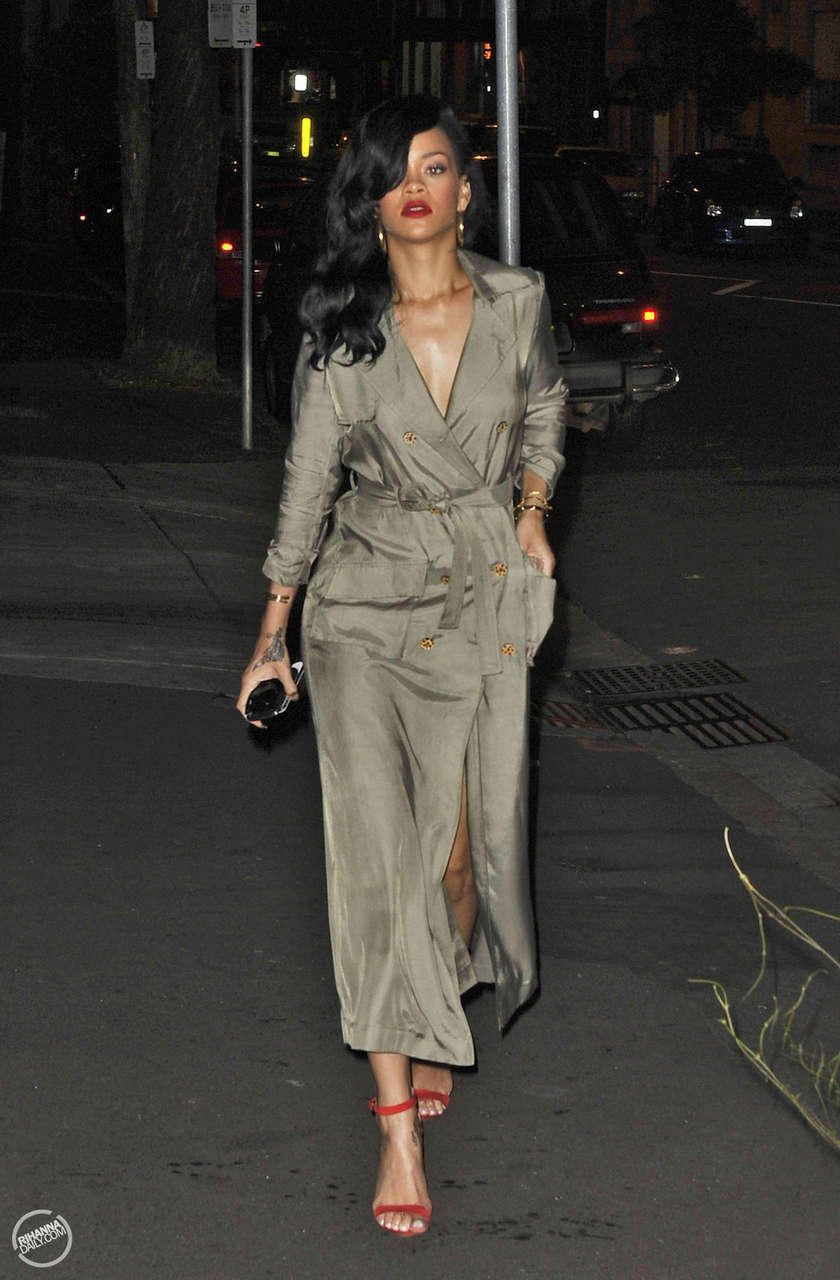 Rihanna Leggy Candids Out For Dinner Sydney