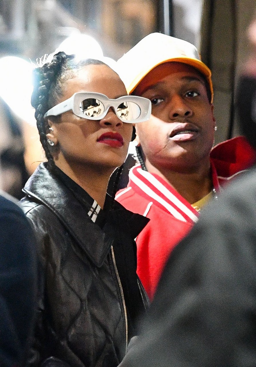 Rihanna Out Shopping New York