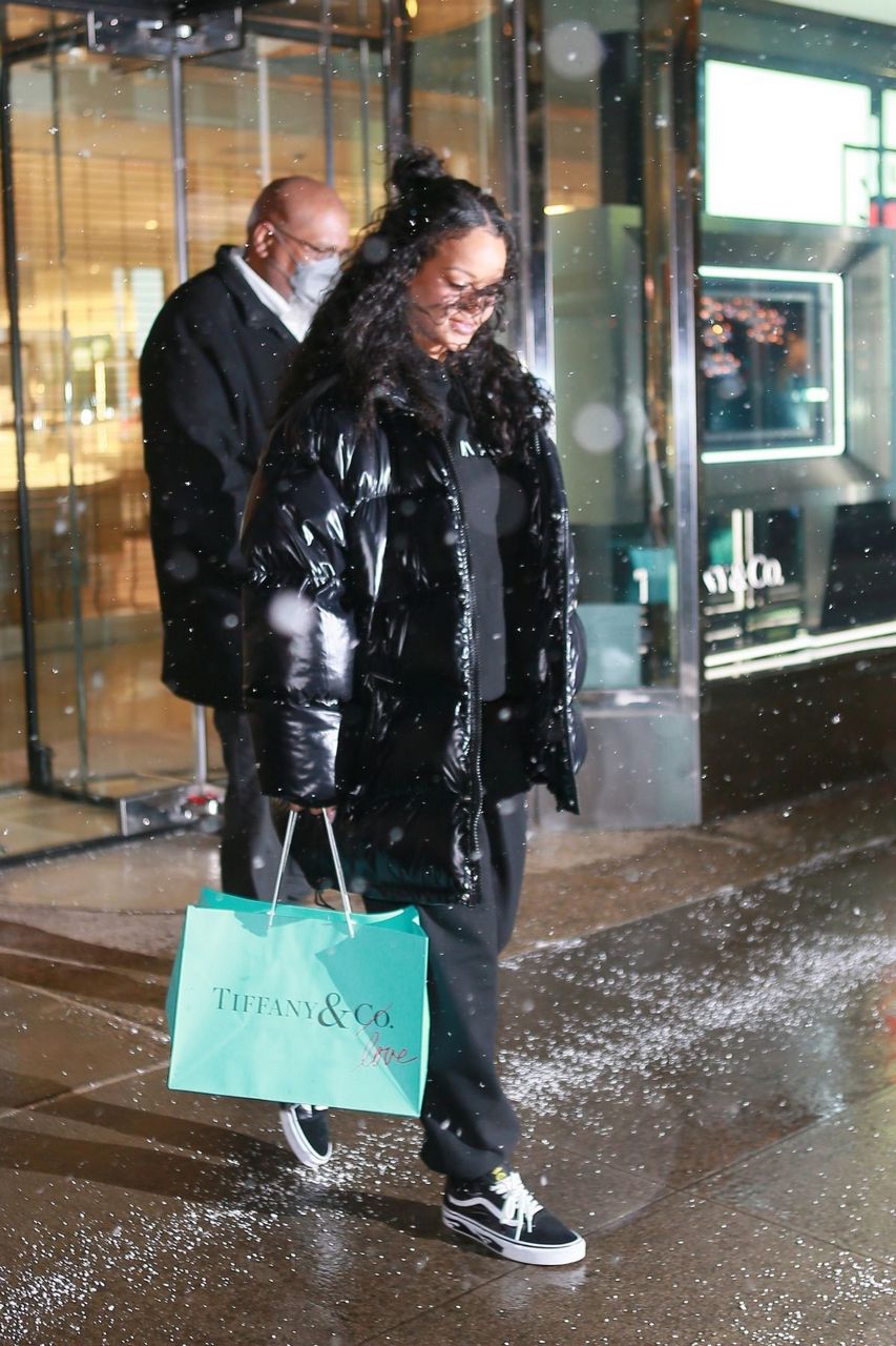 Rihanna Out Shopping New York
