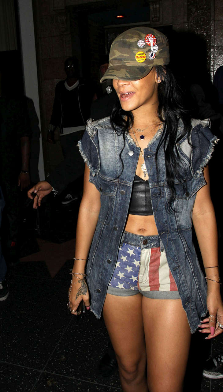 Rihanna Roxbury Nightclub Hollywood