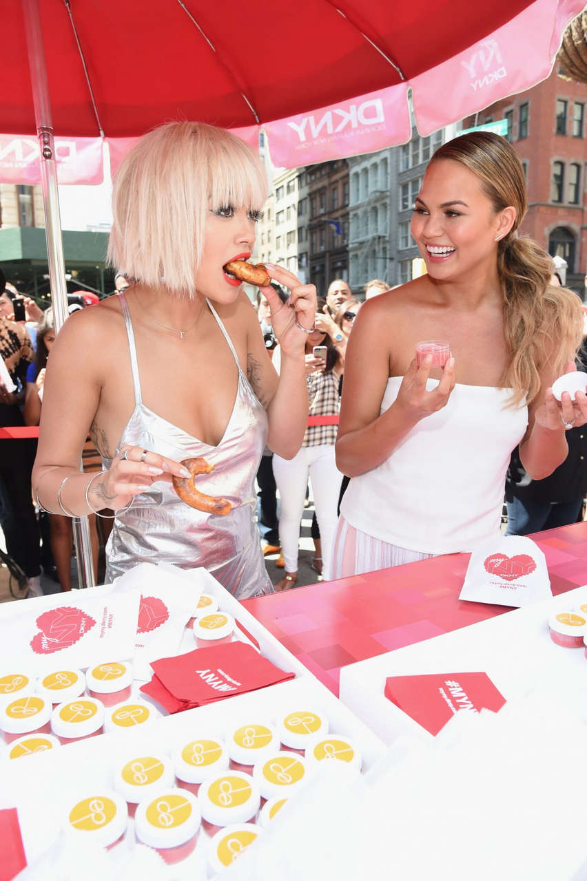 Rita Ora Chrissy Tegen Dkny Myny Fragrance Launch New York