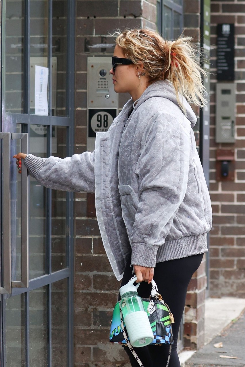 Rita Ora Leaves 98 Riley Street Gym Sydney