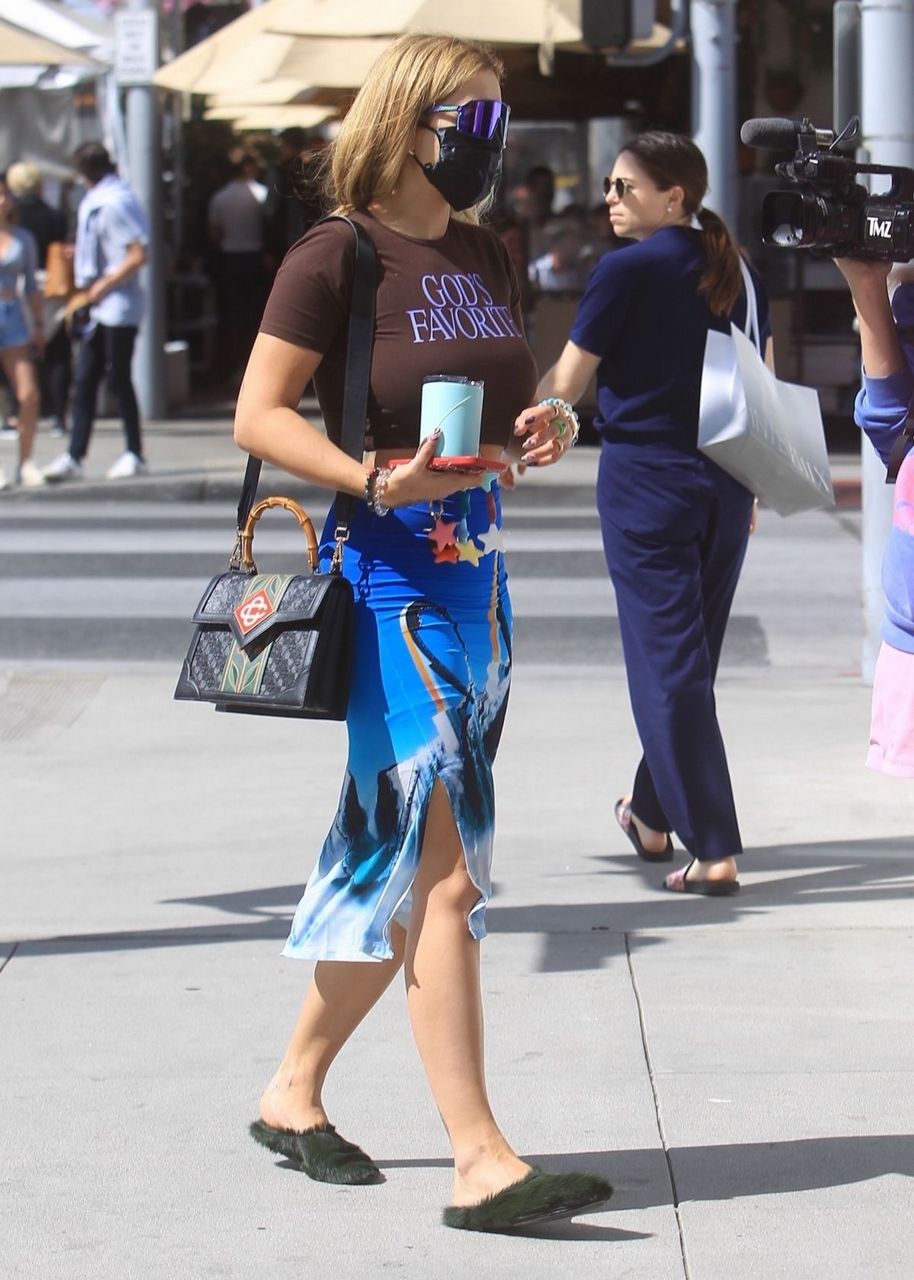 Rita Ora Out Shopping Alo Yoga Beverly Hills