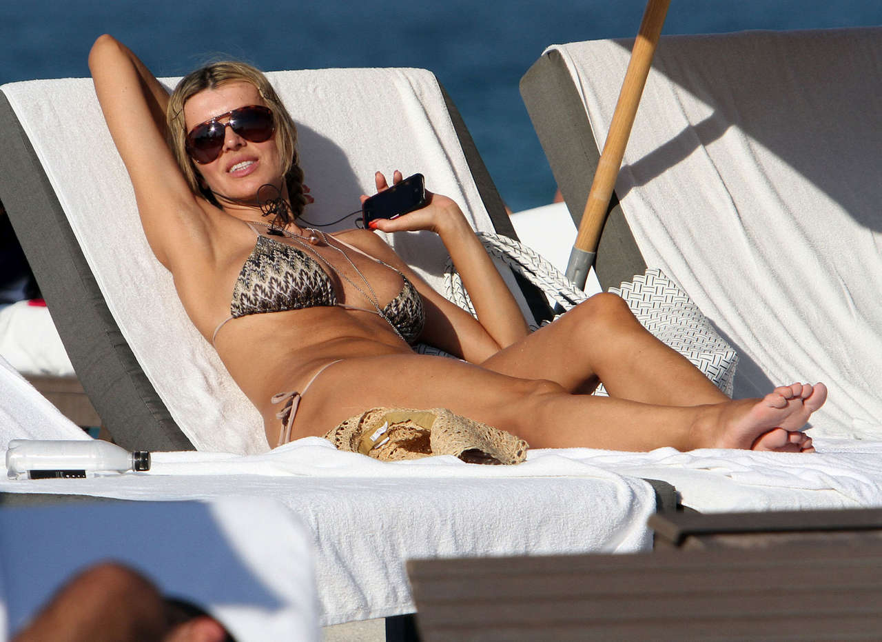 Rita Rusic Bikini Candids Beach Miami