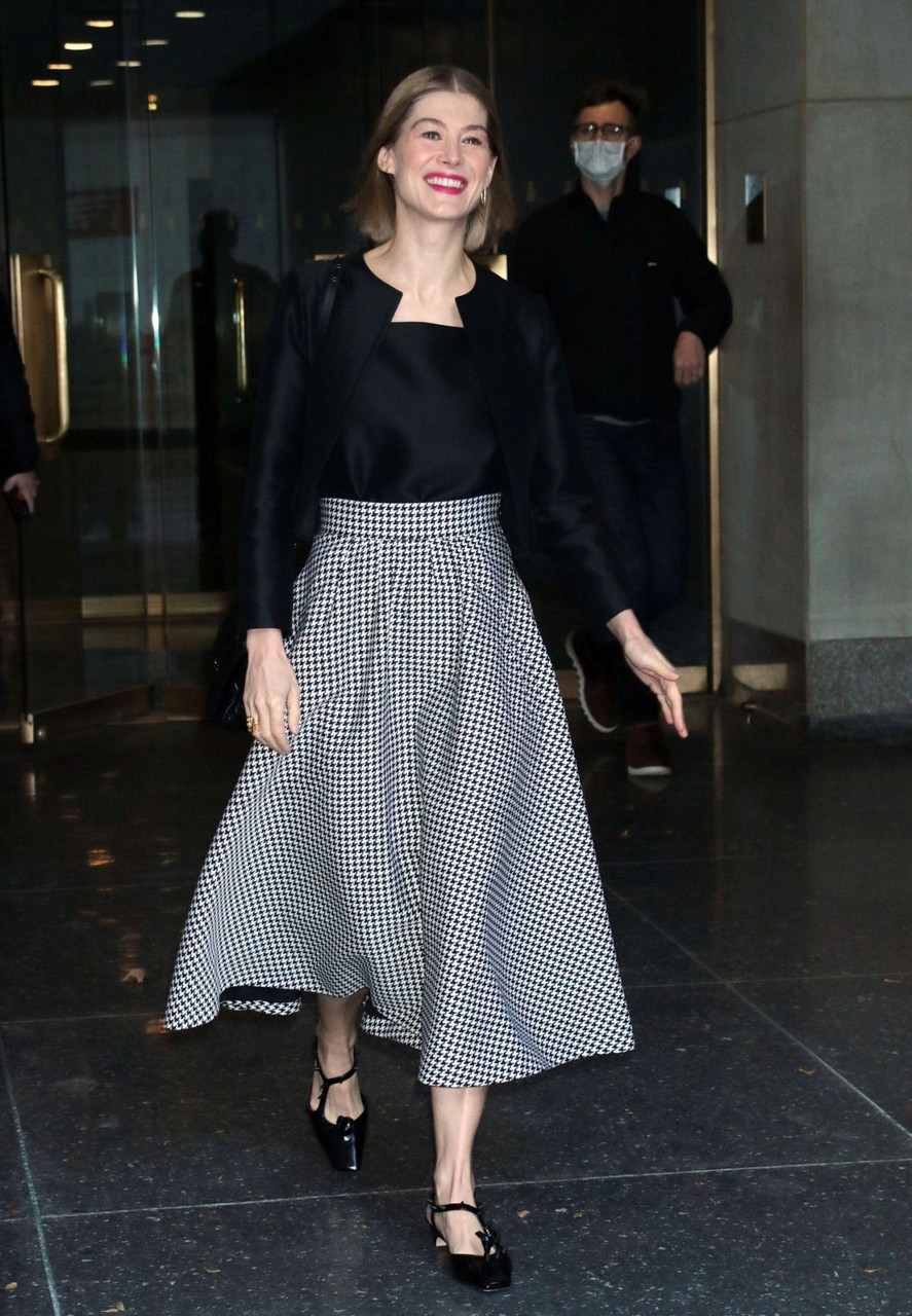 Rosamund Pike Out New York