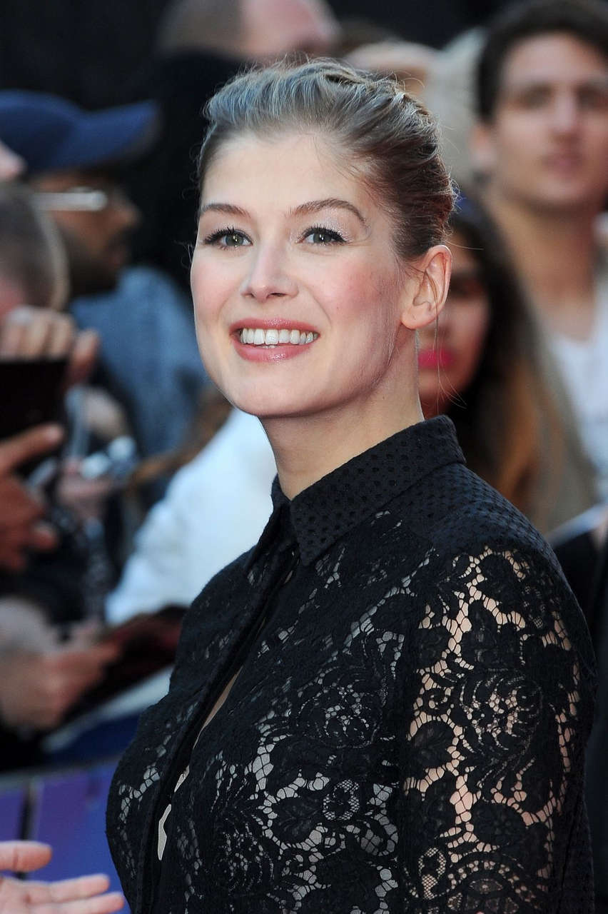 Rosamund Pike What We Did Our Holiday Premiere London