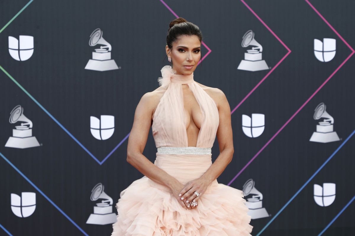 Roselyn Sanchez 22nd Annual Latin Grammy Awards Las Vegas