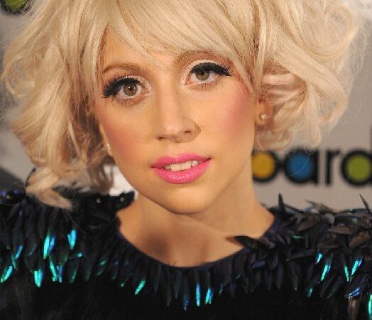 Sade Lady Gaga (1 photo)