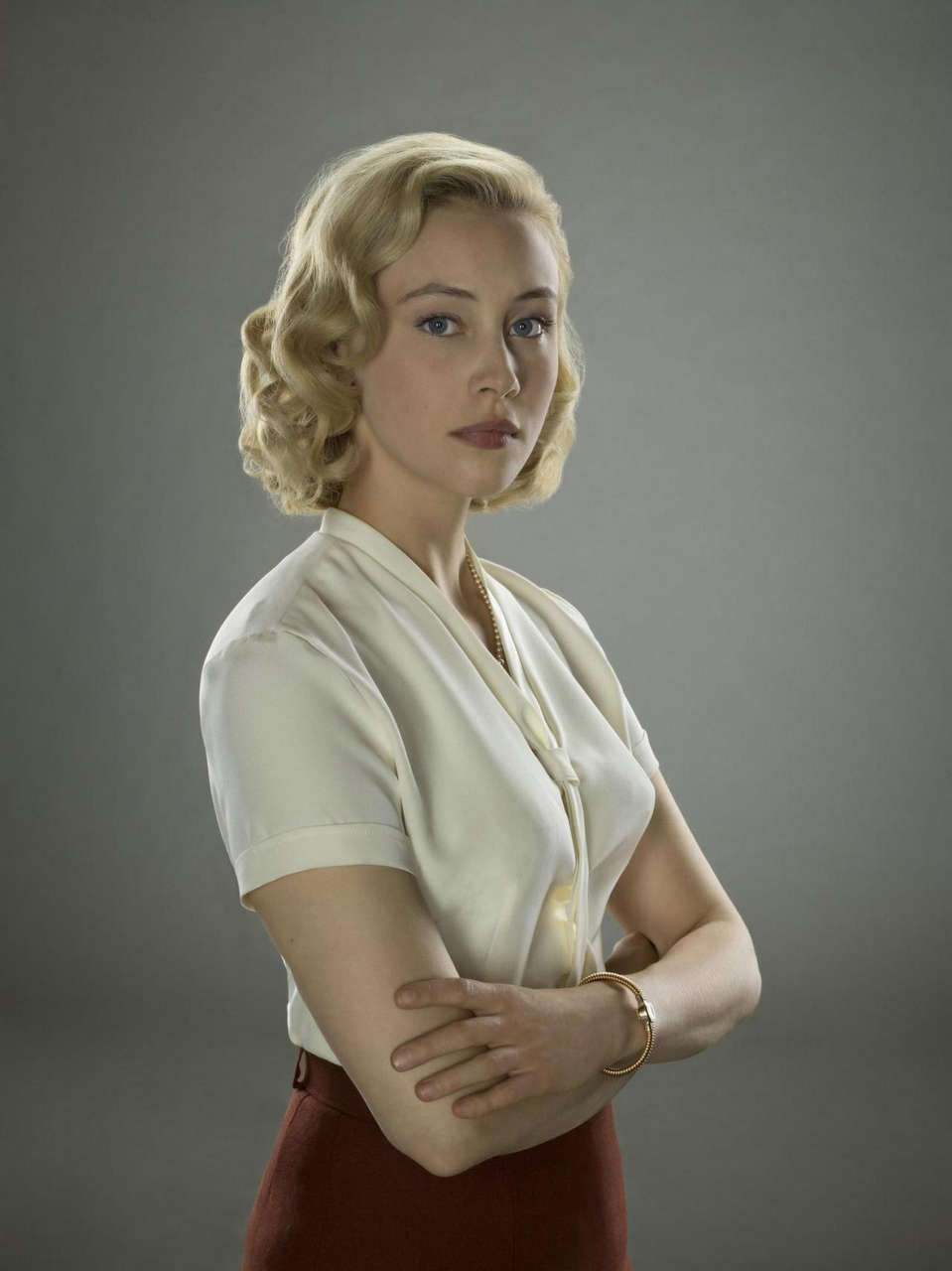 Sarah Gadon (50 photos) - dailyhotcelebs.com