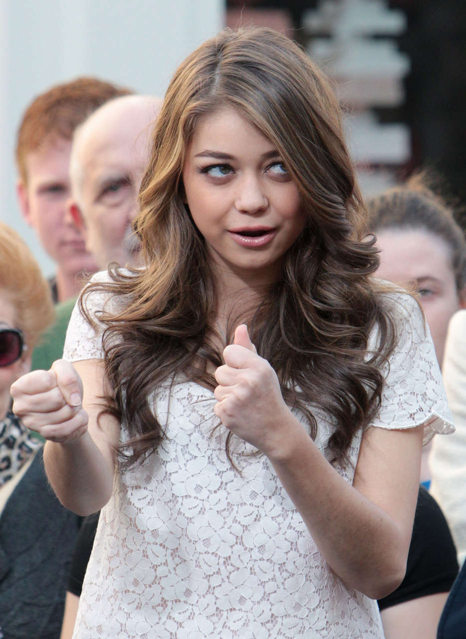 Sarah Hyland Interview For Extra Grove Los Angeles