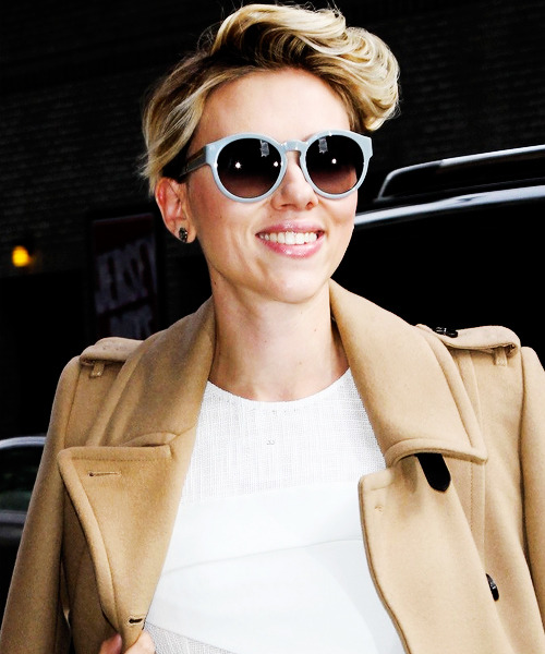 Scarlett Johansson Arriving For Her Appearance On