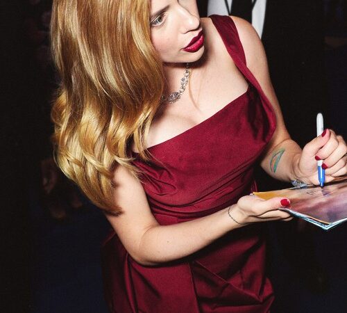 Scarlett Johansson At The London Premiere Of (1 photo)