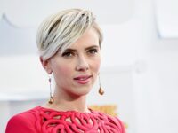 Scarlett Johansson Attends The 2015 Mtv Movie