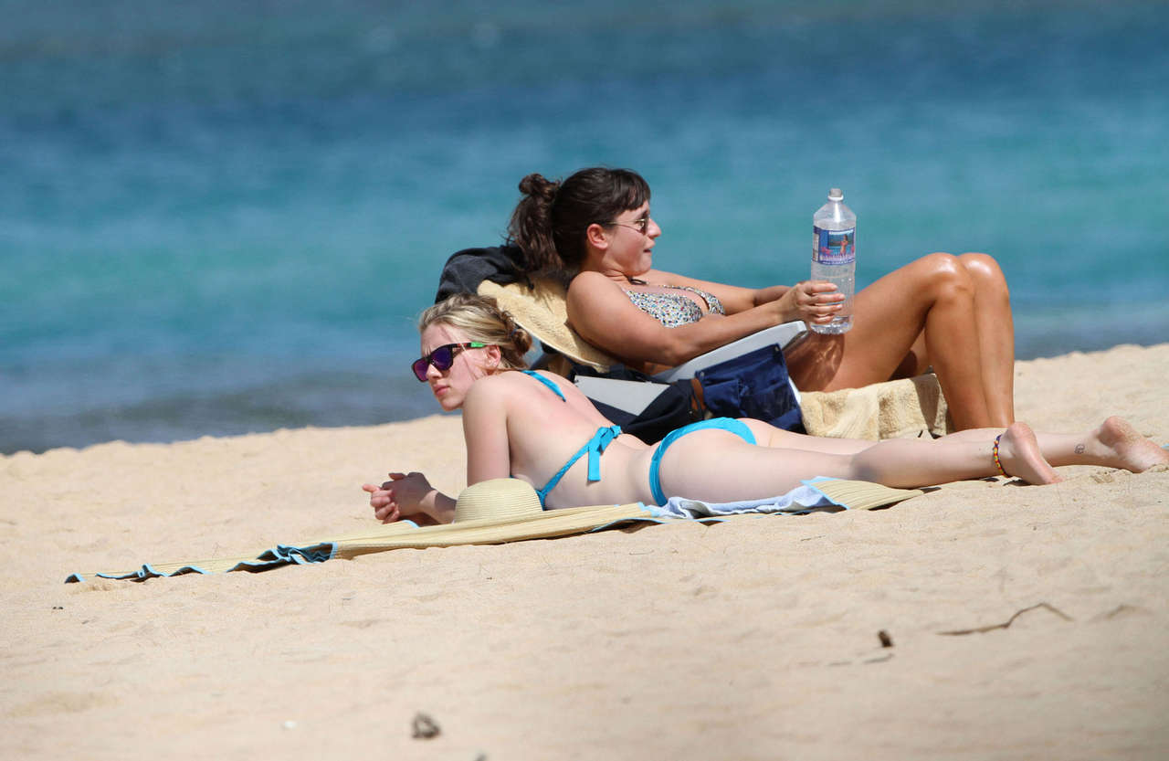 Scarlett Johansson Bikini Beach Hawaii