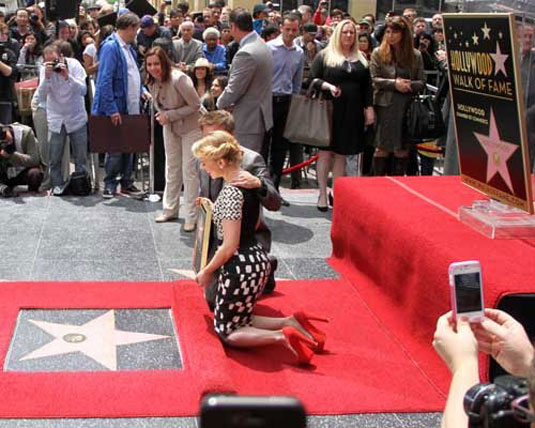 Scarlett Johansson Receiving Her Star Hollywood Walk Fame