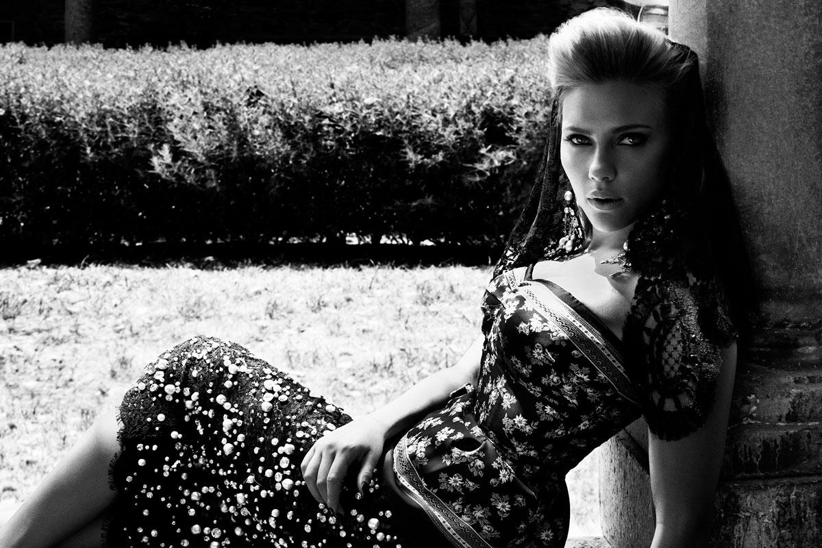 Scarlett Johansson Vogue Magazine Russia October 2012 Issue