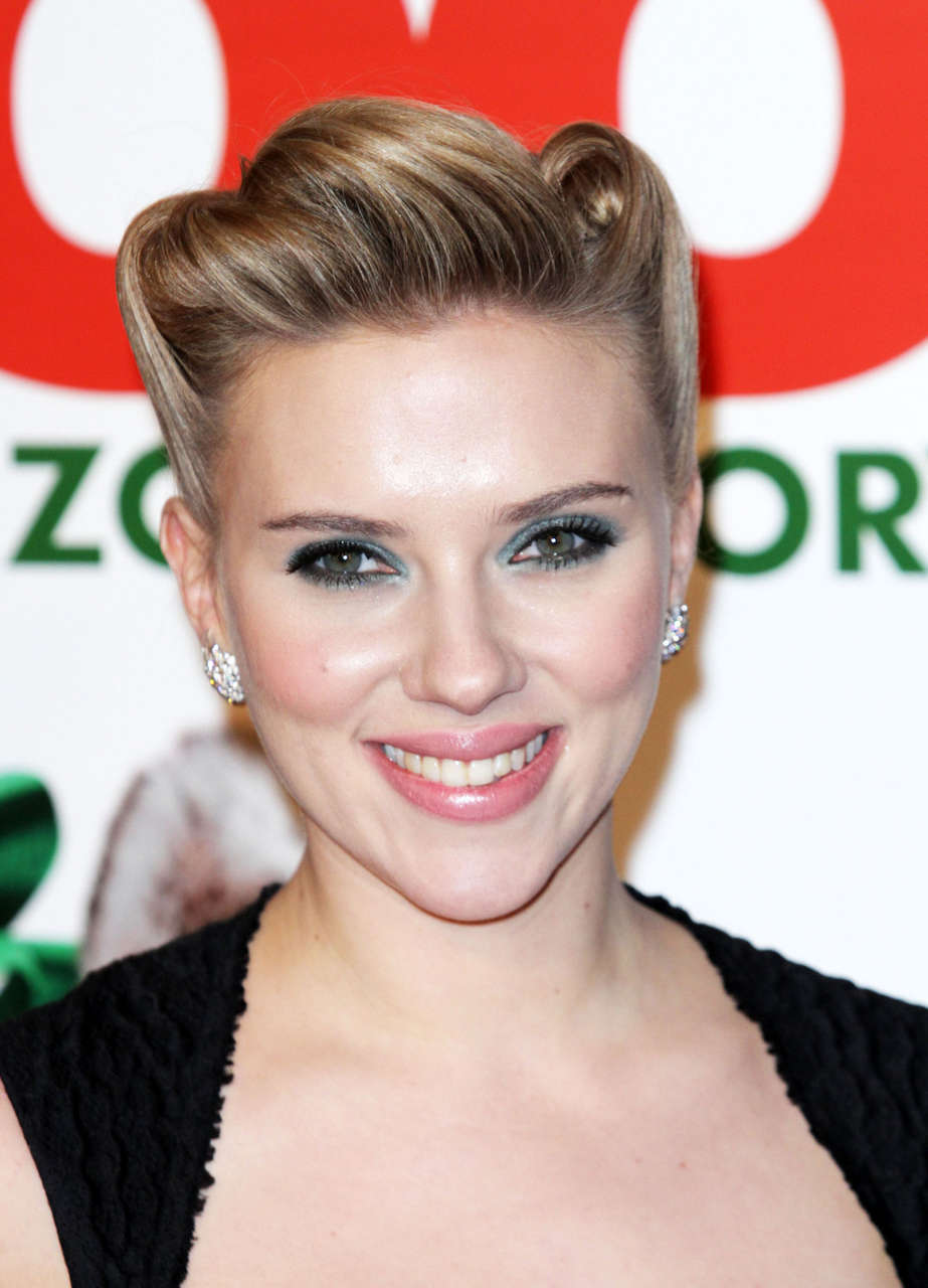 Scarlett Johansson We Bought Zoo Premiere New York