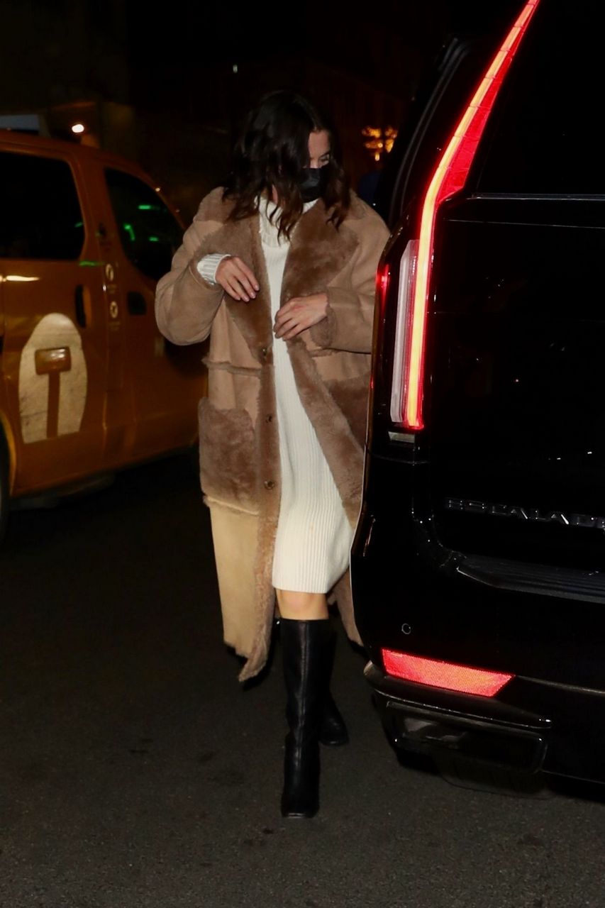 Selena Gomez And Cara Delevingne Out For Dinner Casa Lever New York