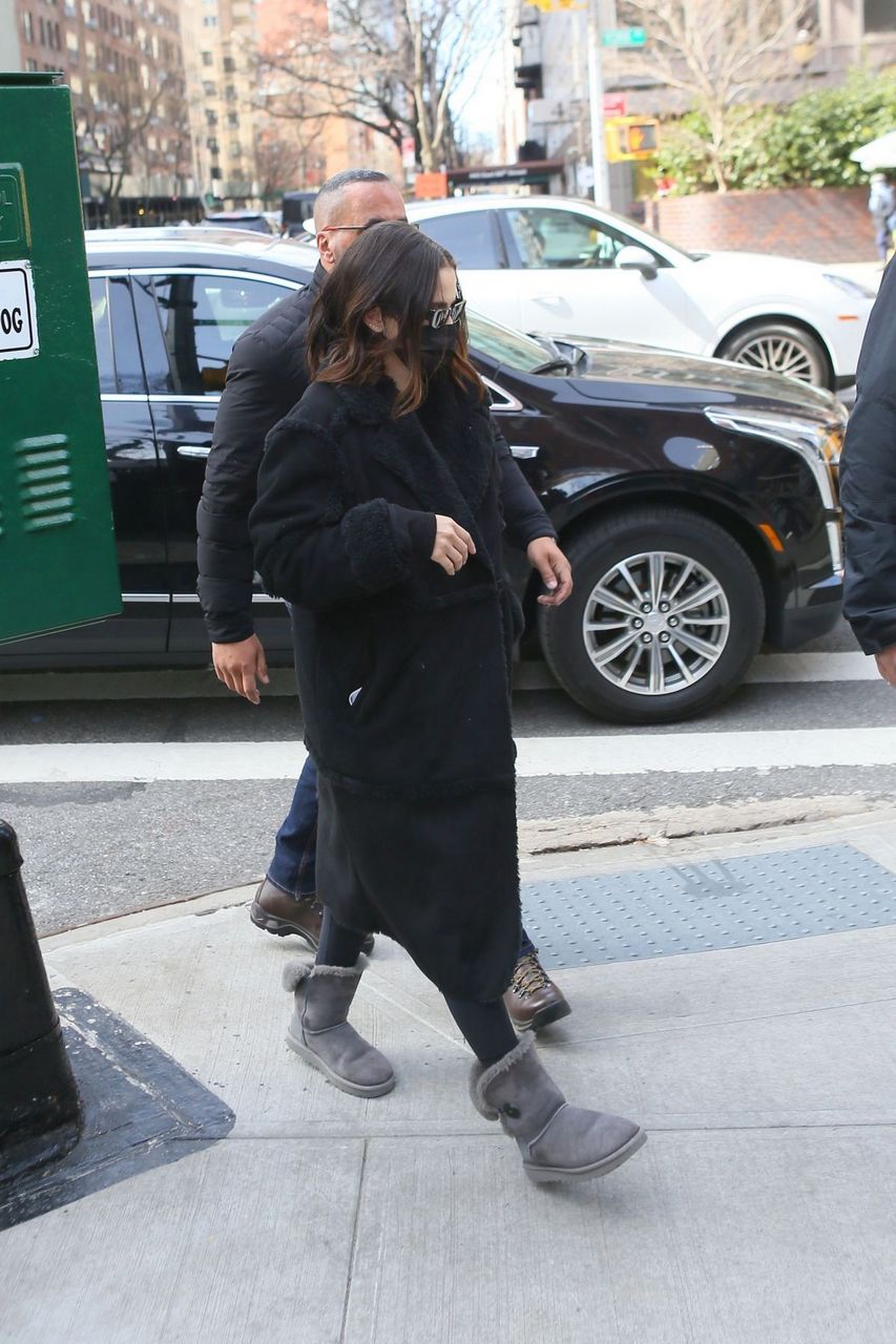 Selena Gomez Arrives On Set Of Only Murders Building New York