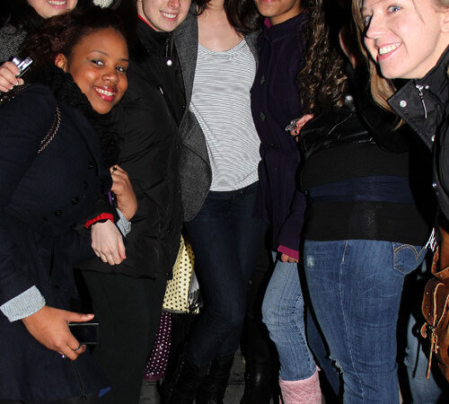 Selena Gomez Fan Favorite In Nyc (1 photo)