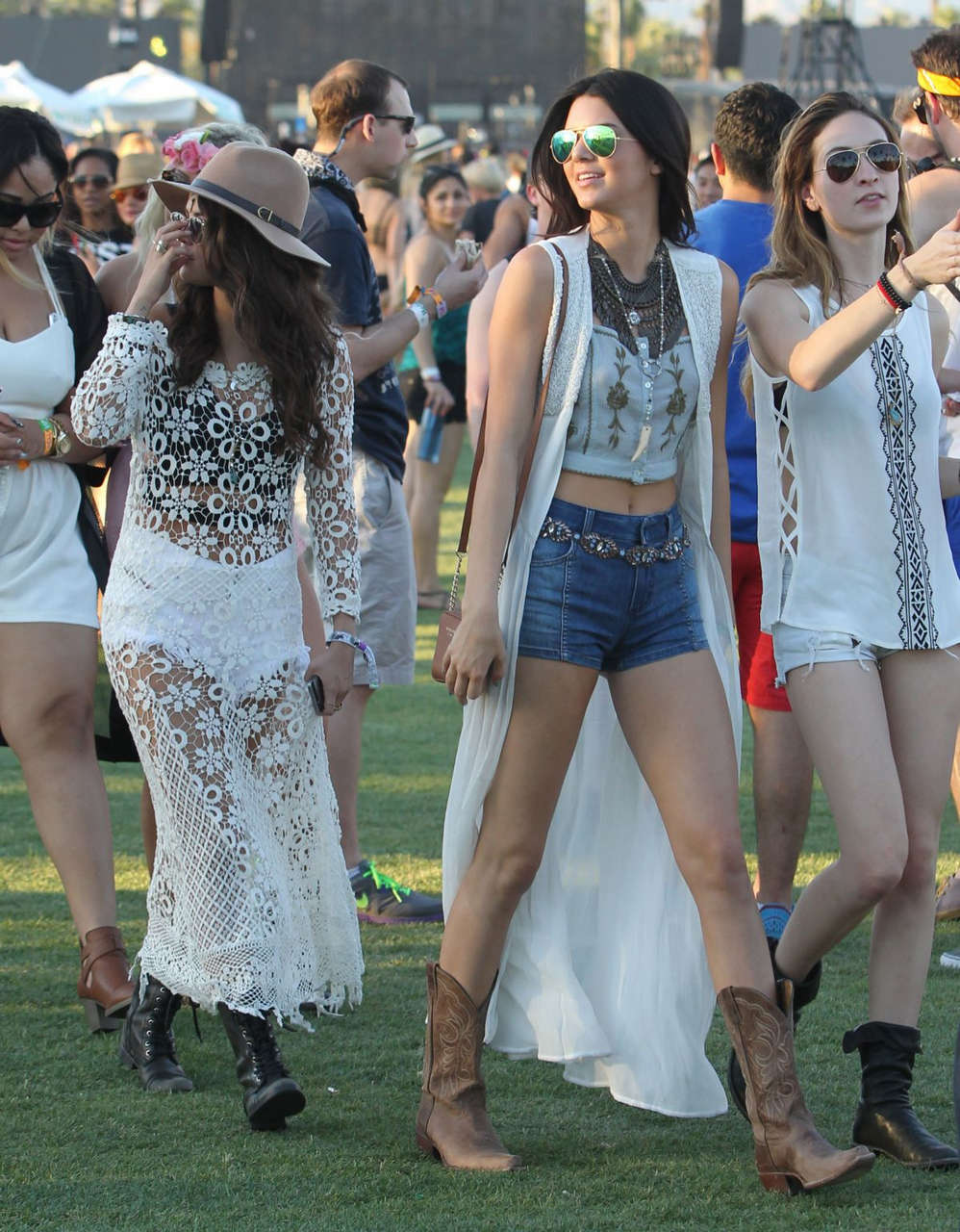 Selena Gomez Friends Out About Coachella