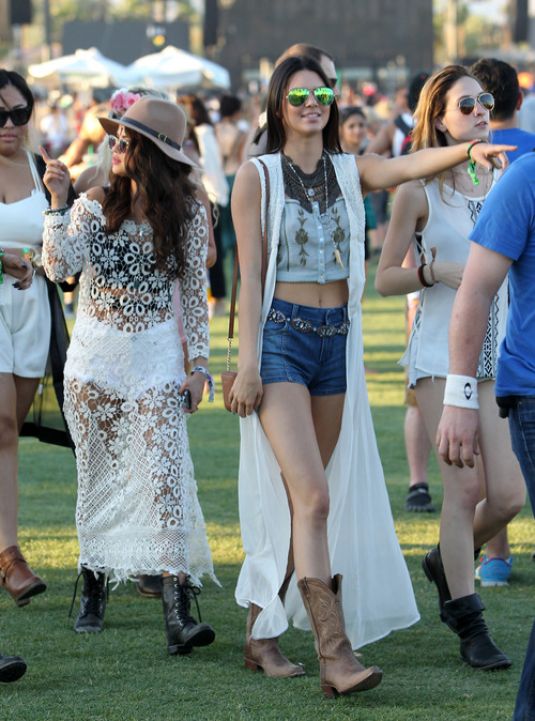 Selena Gomez Friends Out About Coachella