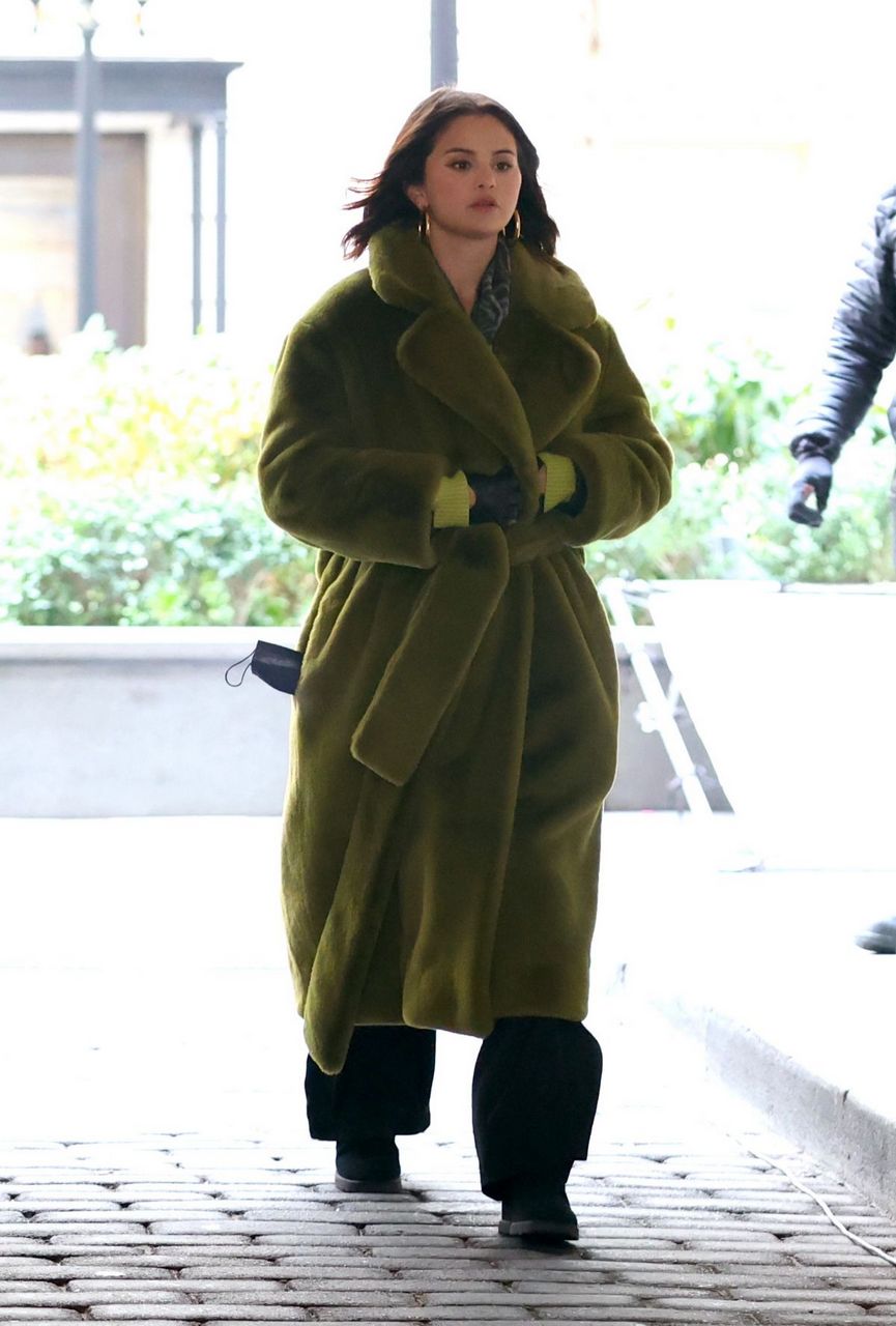 Selena Gomez On The Set Of Only Murders The Building Season 2 New York
