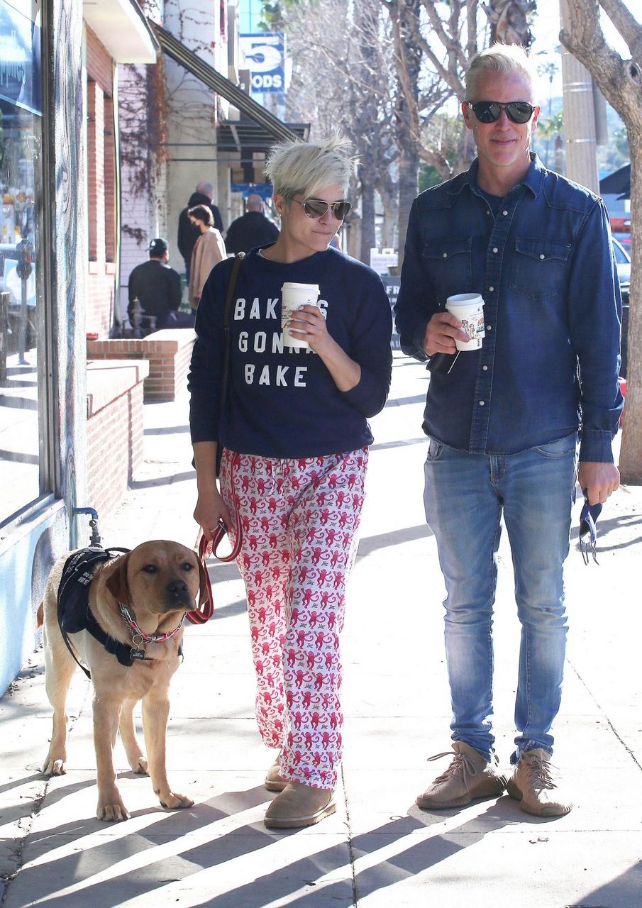 Selma Blair Out For Coffee Los Angeles