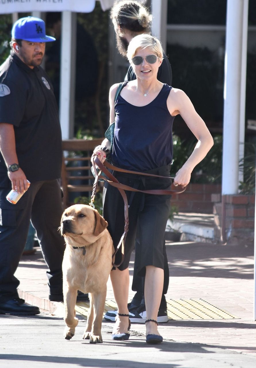 Selma Blair Out For Lunch With Her Service Dog Los Angeles