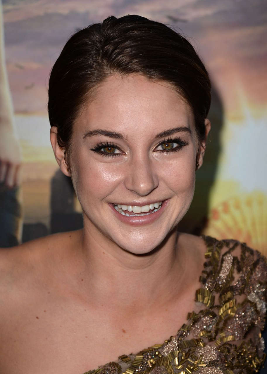 Shailene Woodley Divergent Premiere Los Angeles
