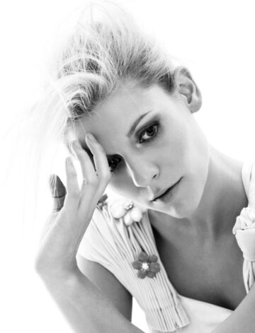 Shallowedinthesea Claire Danes Photographed By