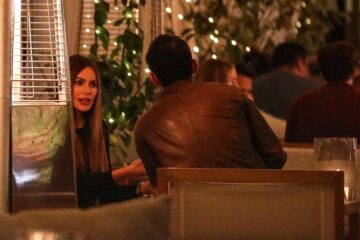 Sofia Vergara Out For Dinner With Friend Montage Hotel Beverly Hills