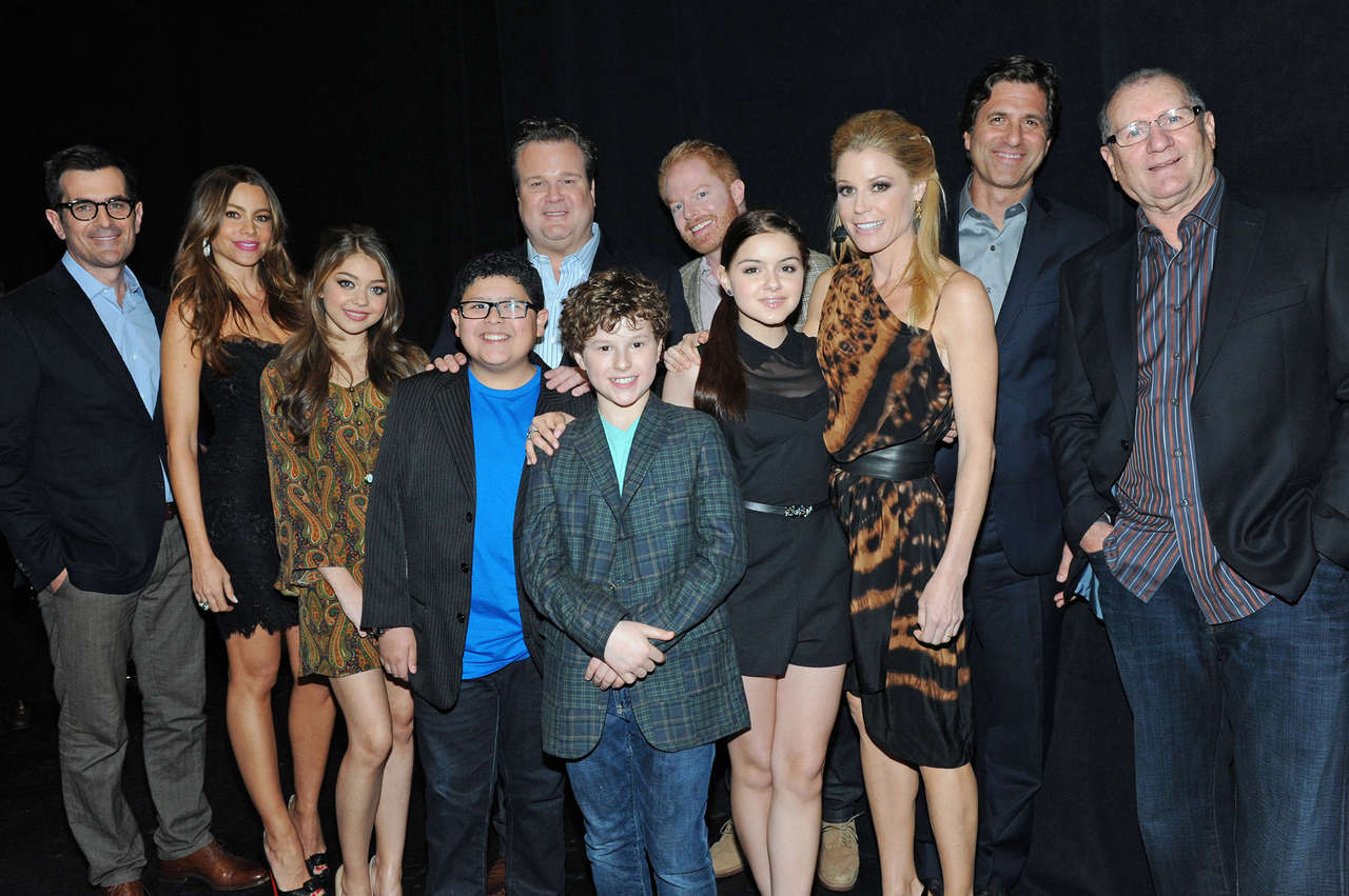 Sofia Vergara Paleyfest Honoring Modern Family Beverly Hills