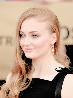 Sophie Turner At The 21st Annual Screen Actors